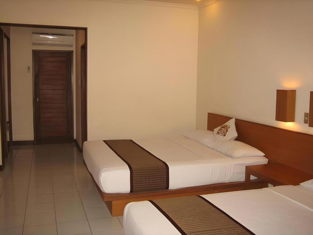 Nyiur Resort Hotel Pangandaran Kültér fotó